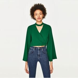 2/$30 ZARA Surplice Choker Crop Top Medium Green Kimono Sleeve Keyhole #7348